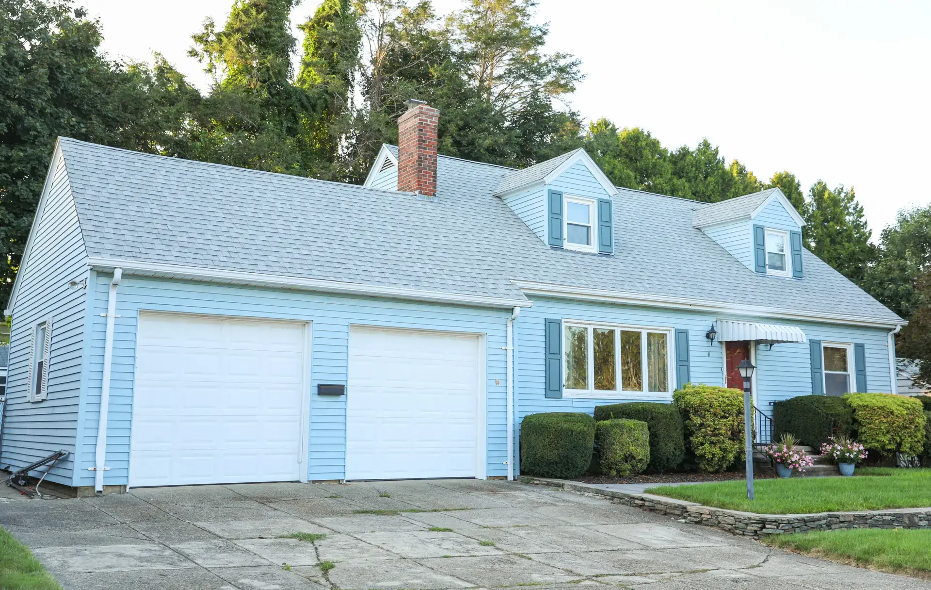 How to paint a garage door