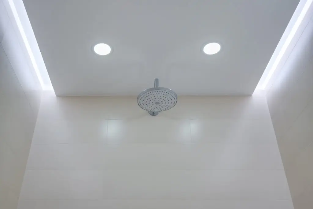 How to paint a bathroom ceiling